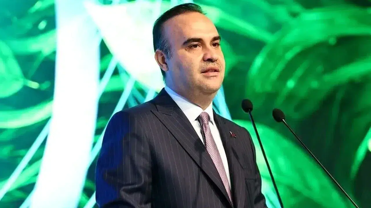 Bakan Kacır: Türkiye askeri insansız hava aracı üretiminde bir numara