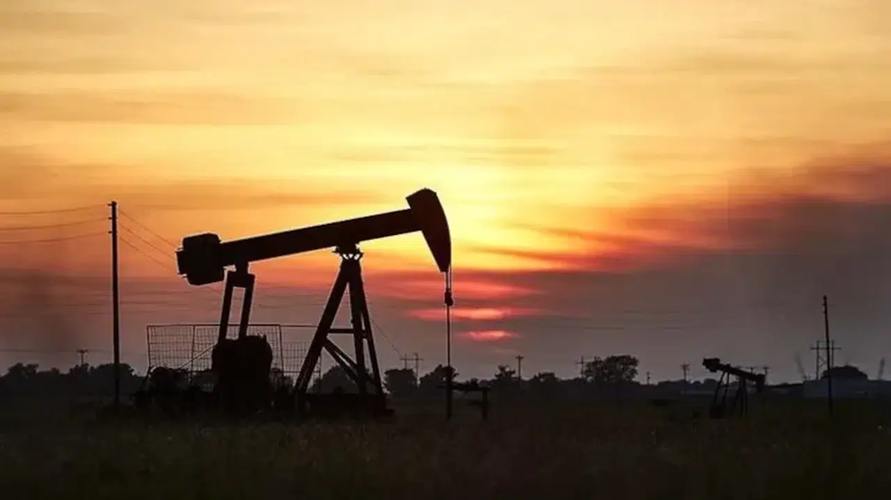 Brent petrol varil fiyatı 101,78 dolara geriledi