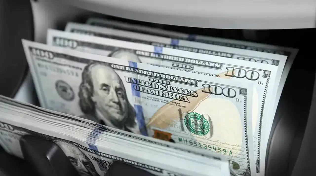 İstanbul serbest piyasada döviz açılış fiyatları 48,85 lira