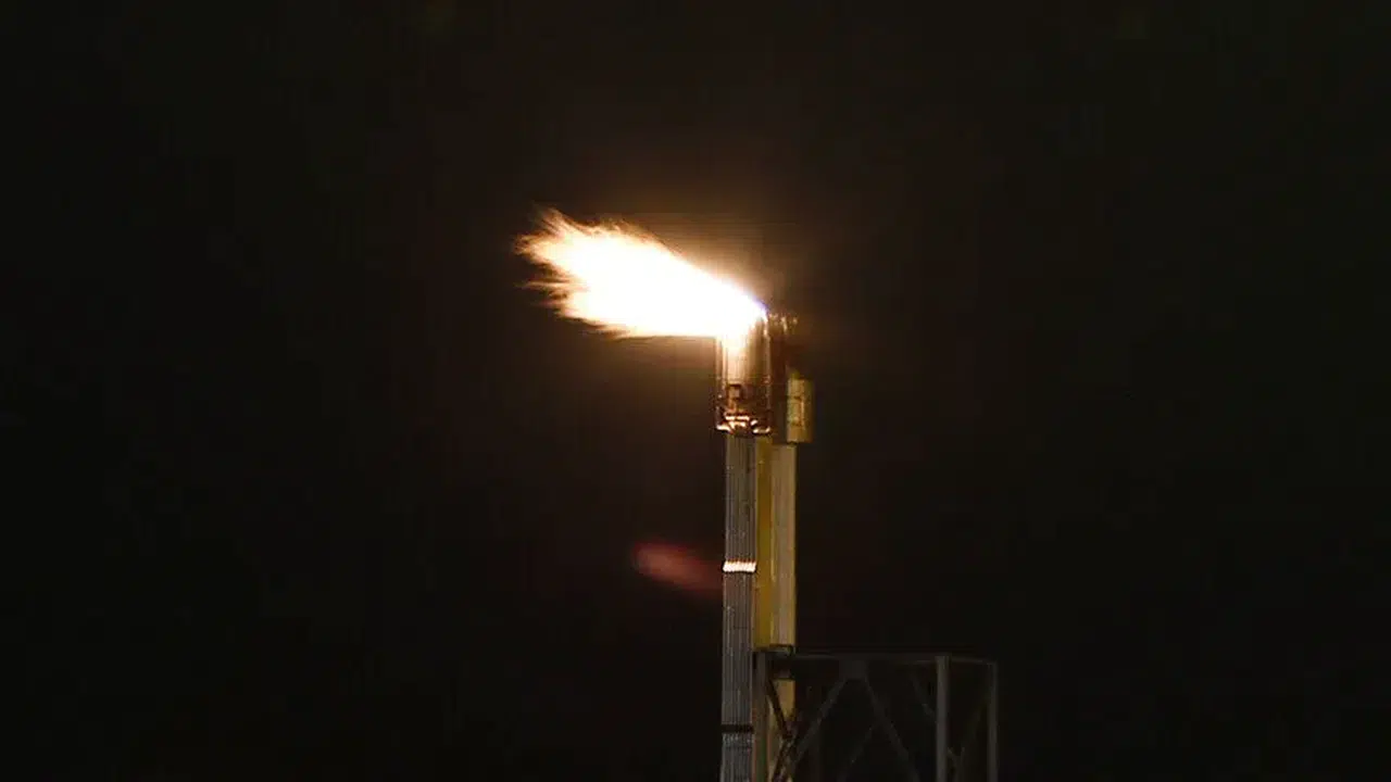 Çin, dünyanın en büyük LNG alıcısından küresel satıcıya dönüşüyor