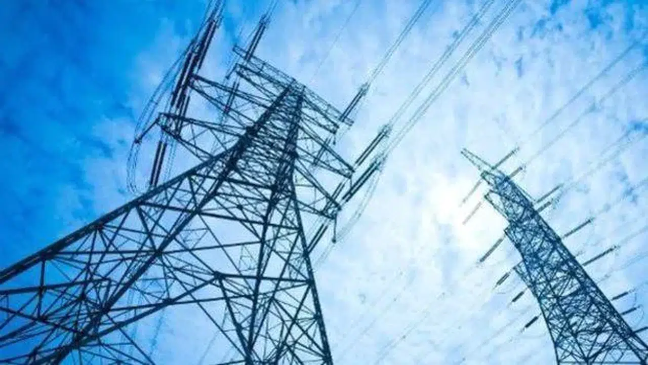 Spot piyasalarda elektrik fiyatlarında dalgalanmalar devam ediyor