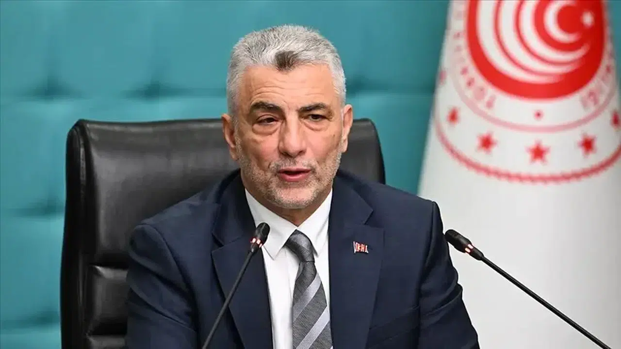 İhracatta rekor dönem: Bakan Bolat'tan açıklama