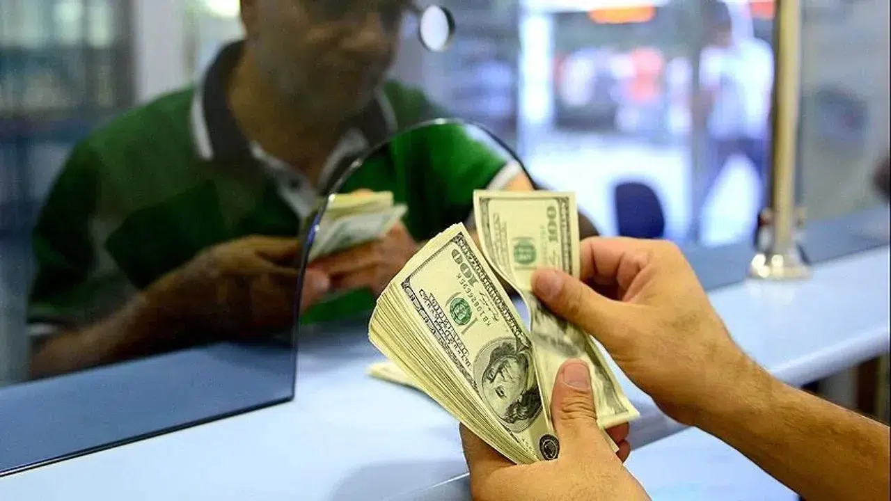 Dolar/TL 49 seviyesinde işlem görüyor