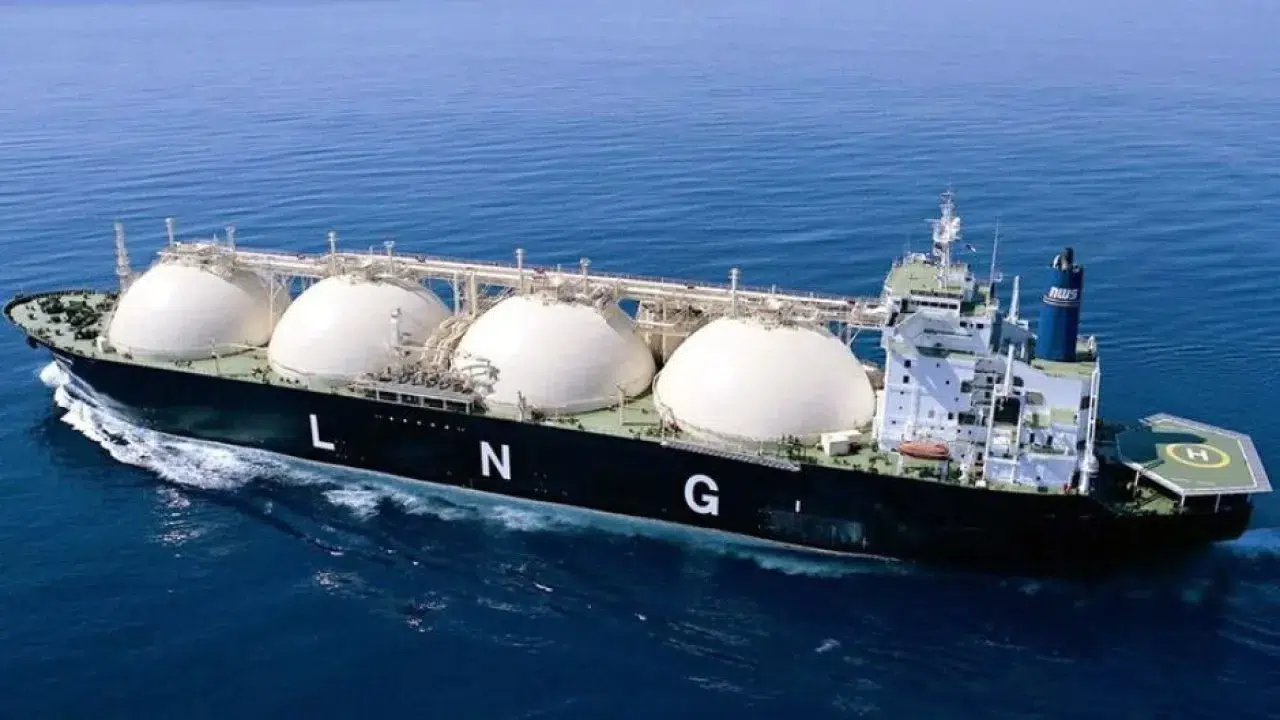 Küresel LNG piyasasında daralma Avrupa'yı alternatif kaynaklara yönlendiriyor