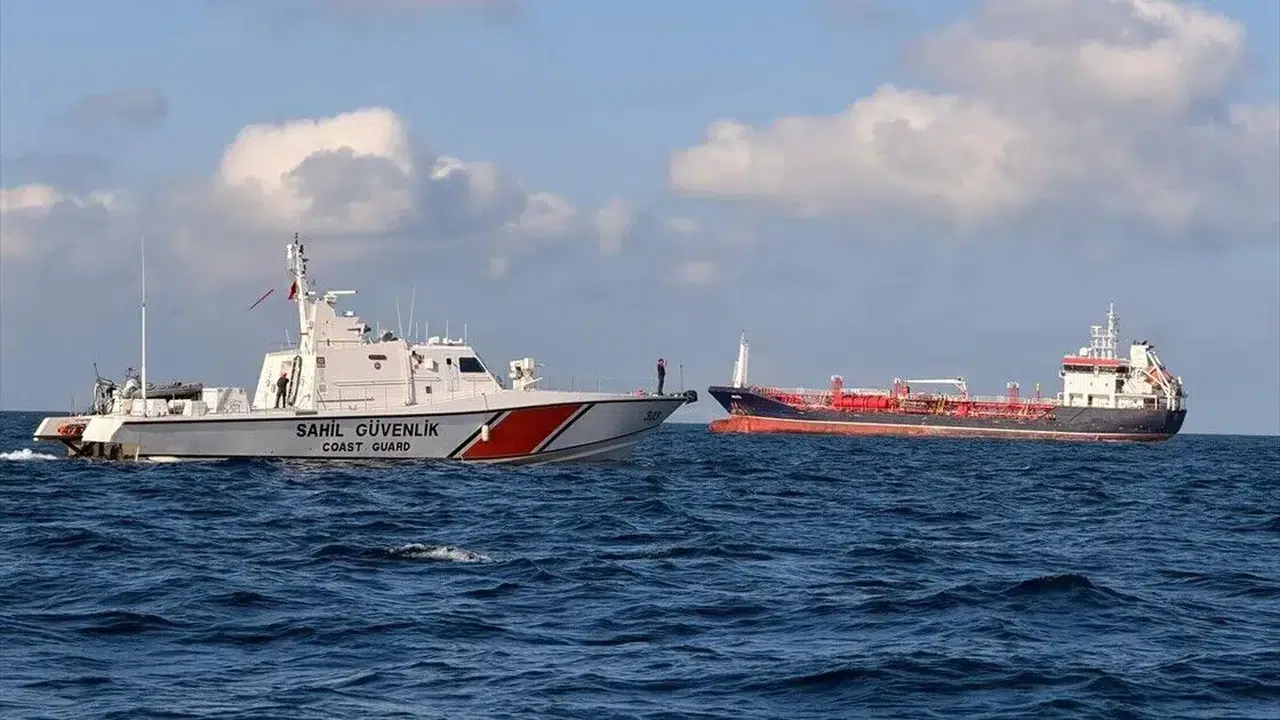 Marmara'daki deniz kazasında gemi mürettabatı için seferberlik başlatıldı