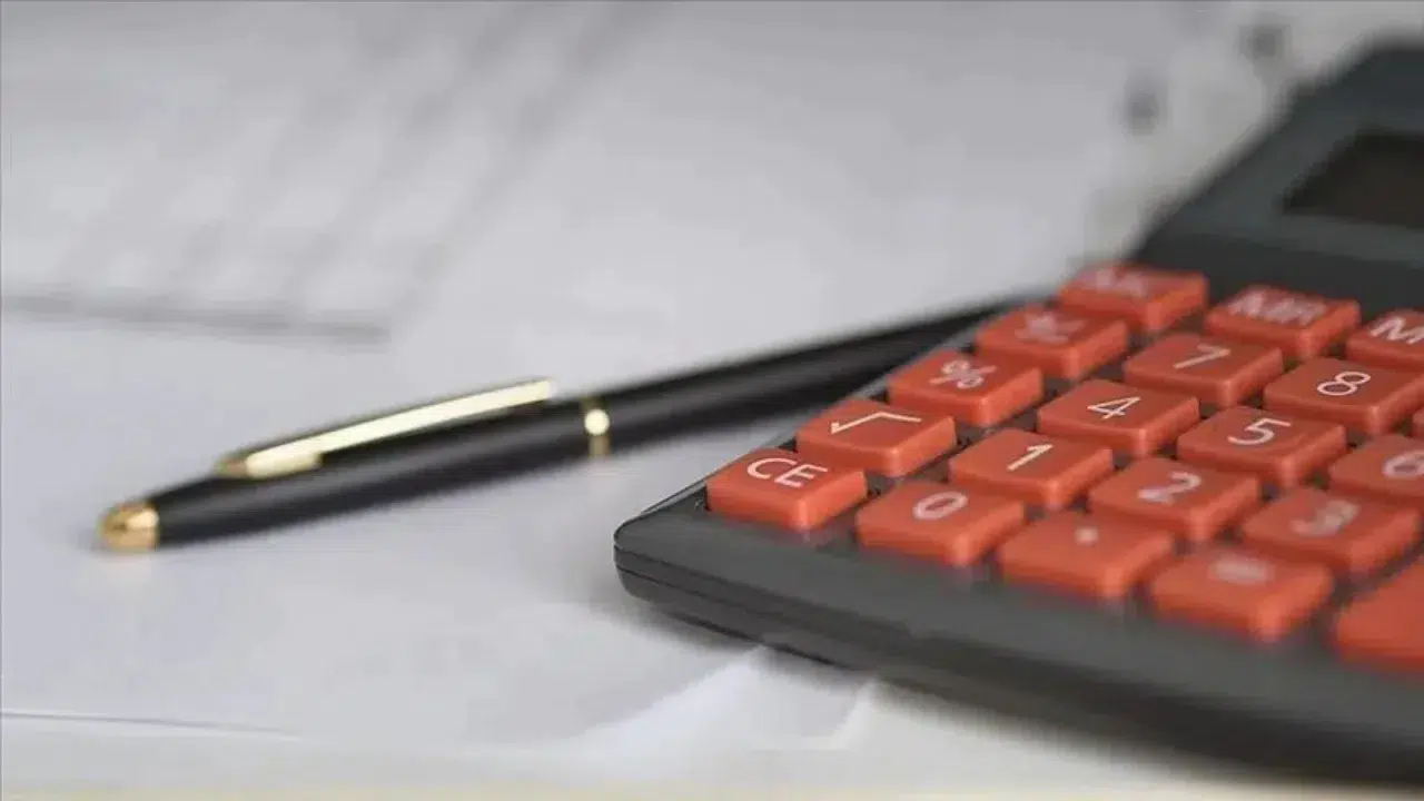 Hazine, iç borçlanma stratejisini duyurdu: 801,4 milyar lira borçlanma planı