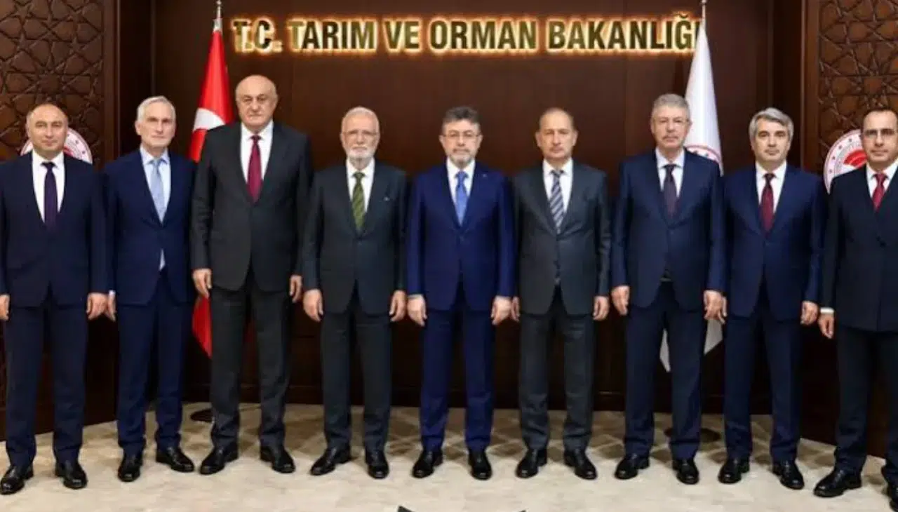 Tarım Bakanı Yumaklı, şeker sektörünün geleceğini değerlendirdi