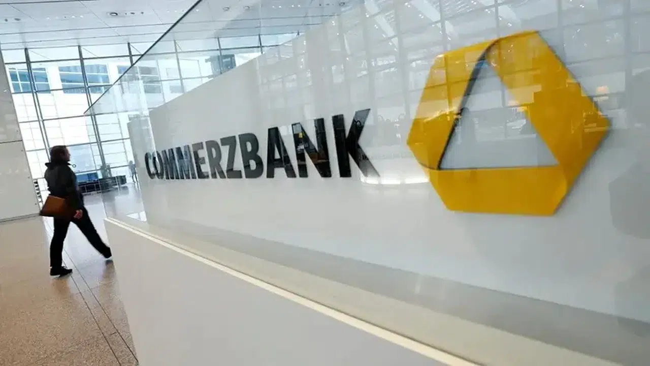 ECB, UniCredit'in Commerzbank'taki payını artırmasına onay verdi