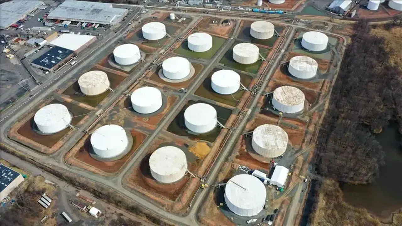 ABD'nin ticari ham petrol stokları 3,2 milyon varil azaldı