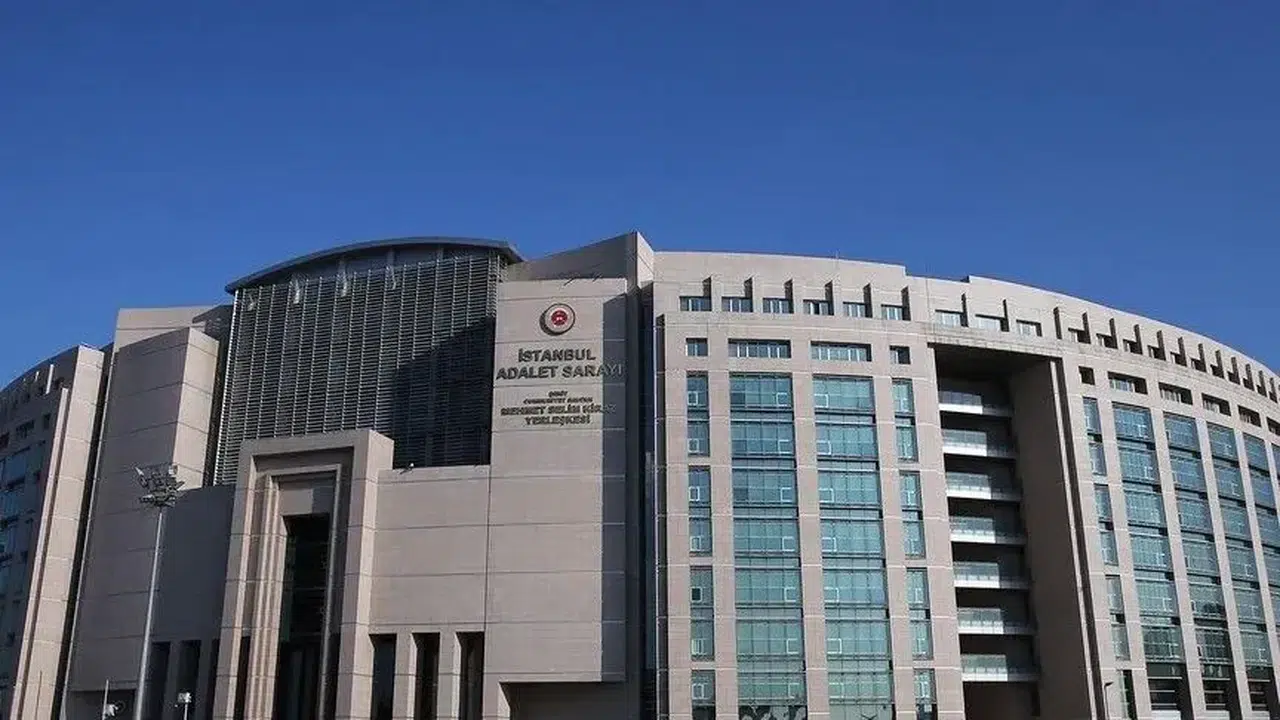 İstanbul’da milyarlık kara para soruşturması: Gözaltındaki 8 şüpheli adliyeye sevk edildi