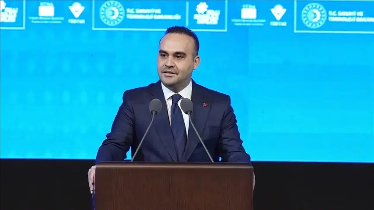 Bakan Kacır, İHKİB İnovasyon ve Tasarım Merkezi'nin açılışında konuştu