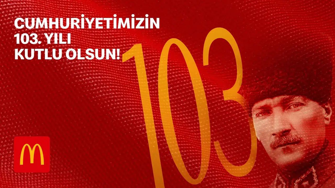 Beşiktaş sokaklarında Cumhuriyet coşkusu: McDonald’s’tan dev grafiti eseri