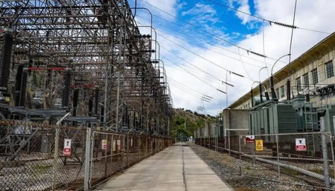 Spot piyasada elektrik fiyatları yarın 4 bin 450 lira olarak belirlendi