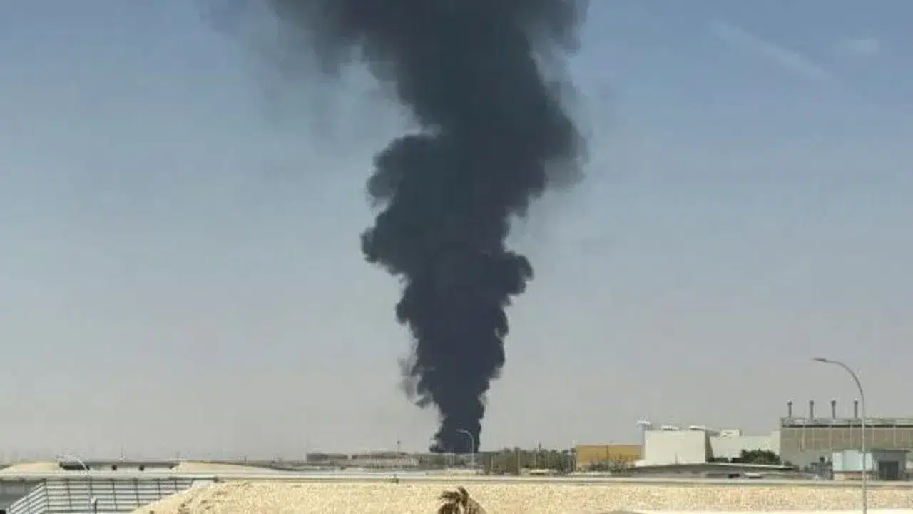 Suudi Arabistan'da hava ulaşımına ağır darbe: 5 havalimanına 10 ayrı saldırı!