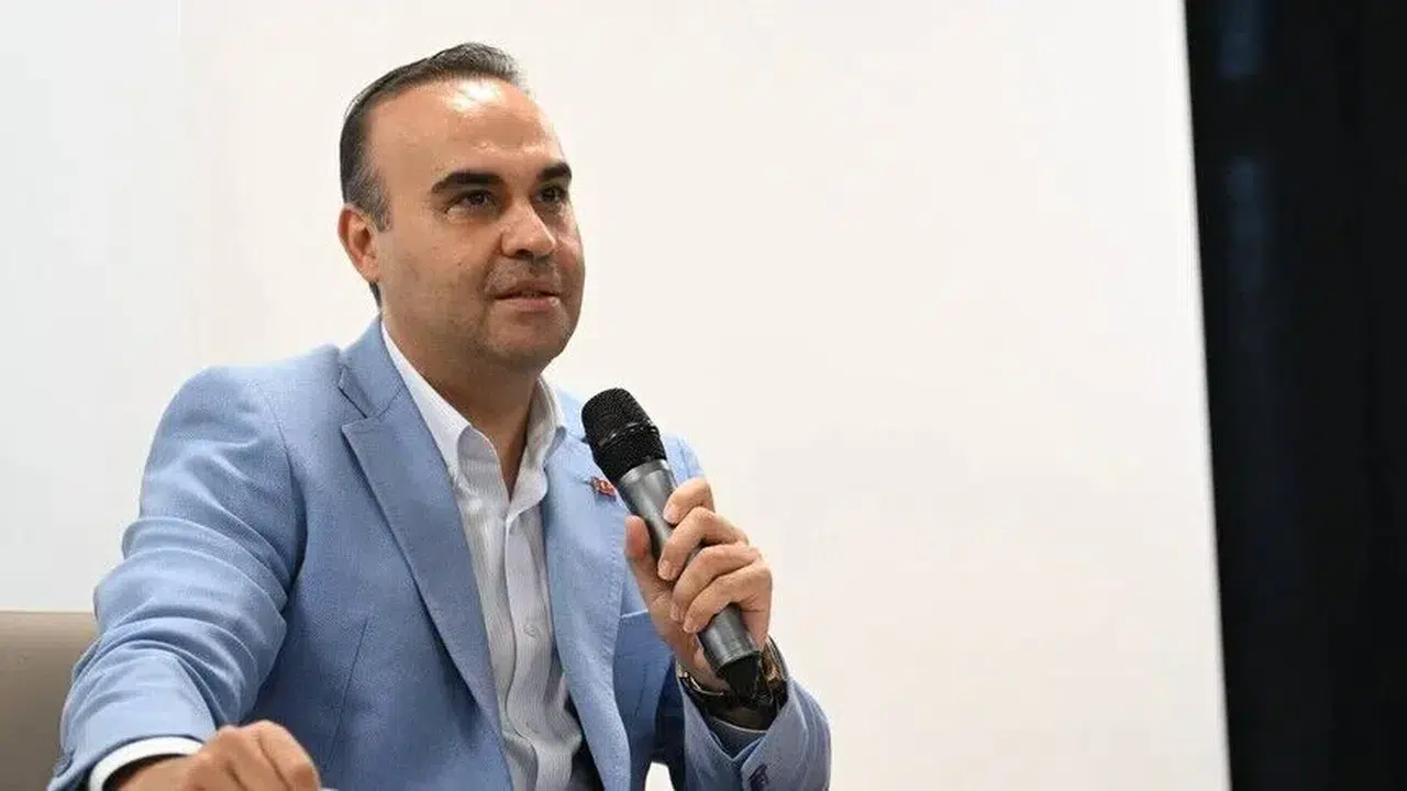 Bakan Kacır: Yapay zeka insanlık yararına adaletle şekillendirilmeli