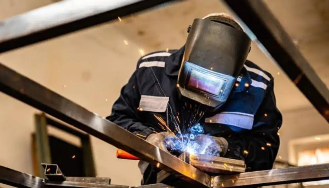 İSO Türkiye imalat pmi eylülde 47,9'a geriledi