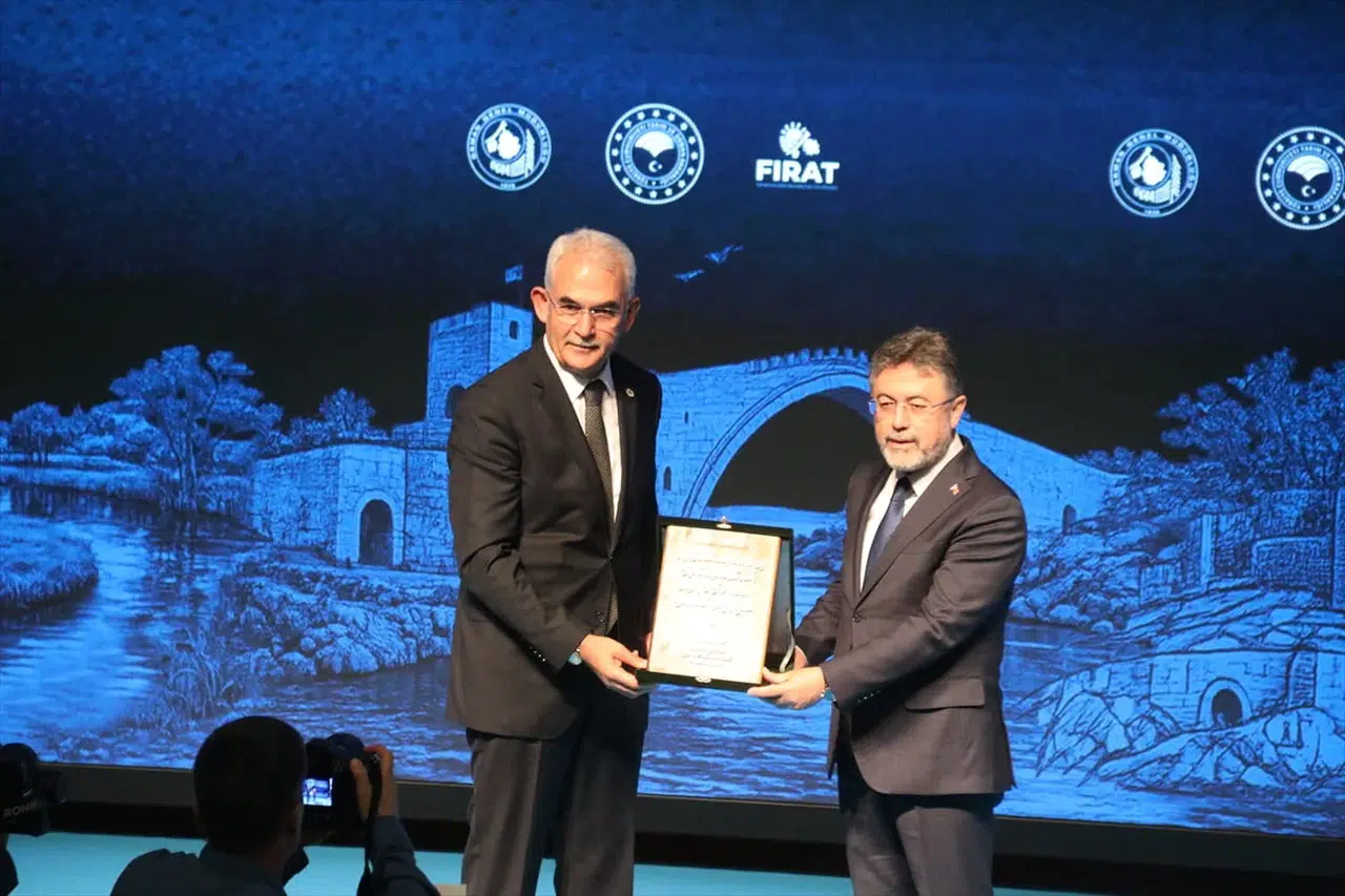 Tarım ve Orman Bakanı Yumaklı, Fırat Havzası Rehabilitasyon Projesi'ni tanıttı