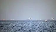 Hürmüz Boğazı'nda hareketlilik: Tankerler boğaz geçişlerini sürdürüyor!