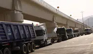 Hürmüz krizi: Körfez ülkeleri binlerce kamyonla karadan ürün taşıyor!