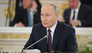 Putin, Rus makine sanayisinin yaptırımlara rağmen farklı pazarlarda büyüdüğünü söyledi!