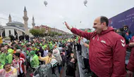 Konya’da yağmur altında dev organizasyon: Binlerce atlet iyilik yolunda buluştu!