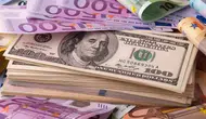 Döviz piyasasında hareketlilik: Dolar/TL 48,62 seviyesini aştı