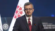 İletişim Başkanı Duran fon piyasalarındaki gelişmelerle ilgili konuştu
