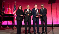 Rahmi M. Koç ve Bill Ford’a ABD’den '100 Yıllık Dostluk' ödülü