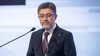 Bakan Yumaklı Çocuklarla Fidan Dikti: Orman Haftası’nda Yeşil Vurgusu!