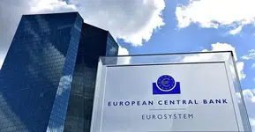 Frankfurt’ta kritik zirve: ECB enflasyon ile durgunluk arasında sıkıştı