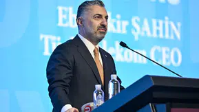 Türk Telekom CEO’su Şahin açıkladı: Küresel rekabette Türkiye’yi zirveye taşıyacak büyük altyapı hamlesi