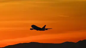 Kapasite tam ama uçaklar kalkamıyor! Yunanistan'da havacılık krizi