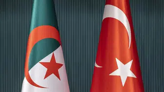 Bakan Bayraktar, Türkiye ile Cezayir arasında yeni LNG anlaşmasının imzalanabileceğini bildirdi!