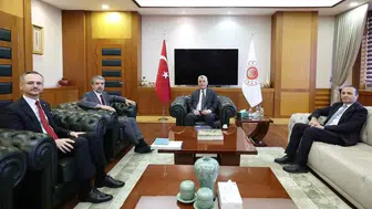 Ankara'da kritik ekonomi zirvesi: Bakan Bolat ve TÜSİAD'dan küresel ticaret hamlesi
