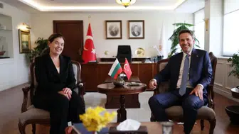 Doğal gazda yeni dönem! Bakan Bayraktar Bulgar mevkidaşıyla masaya oturdu