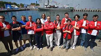 Türkiye'nin uluslararası olimpiyat temsilcileri TEKNOFEST Mavi Vatan'da bir araya geldi