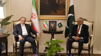Pakistan ve İran Dışişleri Bakanları telefonda görüştü
