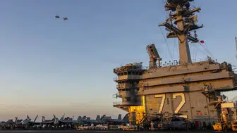 USS Abraham Lincoln gemisinde insani kriz iddiası