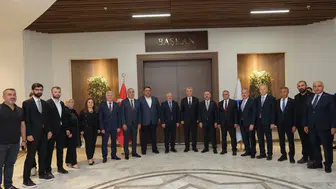 Ticaret Bakanı Ömer Bolat Çorum Belediyesi'ni ziyaret etti