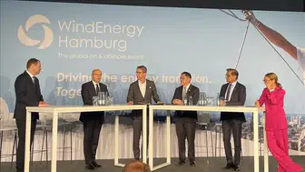 Enerji ve Tabii Kaynaklar Bakan Yardımcısı Demircan, WindEnergy Hamburg'da GÜRİŞ standını ziyaret etti