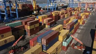 Sakarya otomotiv ihracatında göz dolduruyor: Yılın 8 ayında 97 bin 201 araç yurt dışına gönderildi