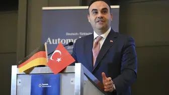Bakan Kacır, Türkiye-Almanya ilişkileri üzerine önemli açıklamalar yaptı