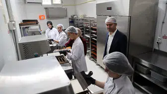 Çikolata üretimi atölyesi Sivas'ta geleceğin ustalarını yetiştiriyor