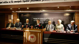 Tarım ve Orman Bakanı Yumaklı, Muğla'da sektörel gelişmeleri paylaştı