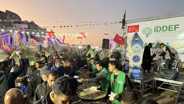 İDDEF, Gazze’de yıkıntılar arasında umut sofraları kuruyor!