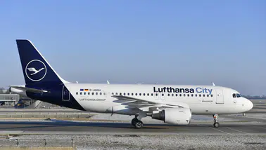 Lufthansa, maliyet baskısını azalttı, 2026 büyüme hedefini açıkladı