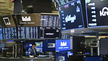 Hürmüz Boğazı'nda artan gerilim küresel piyasaları hareketlendirdi: Petrol yükselişte, borsalar karışık!