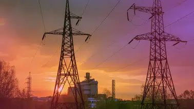 Spot elektrikte fiyat dalgalanmaları dikkat çekiyor