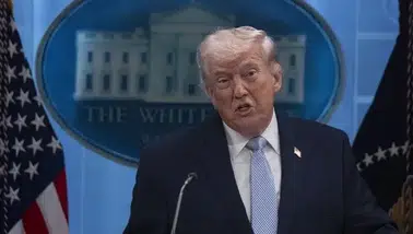 Trump'tan faiz indirimine çağrı: ABD'nin en iyi kredisine sahibiz