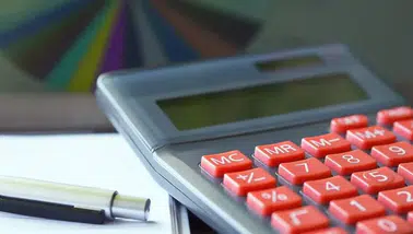 İzmir iş dünyası temsilcileri OVP'yi değerlendirdi: Ekonomik istikrar için kritik reformlar şart